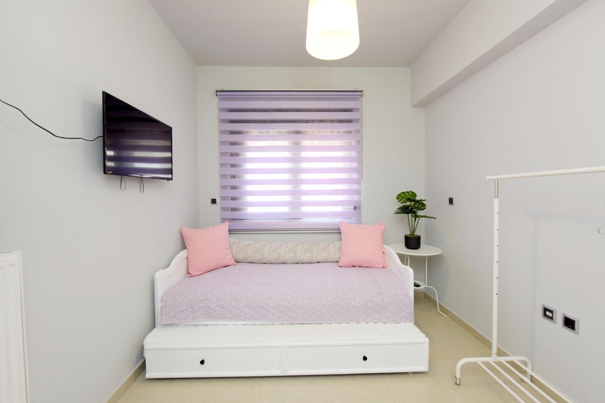 Theros Lux Apartment Embonas Exterior photo